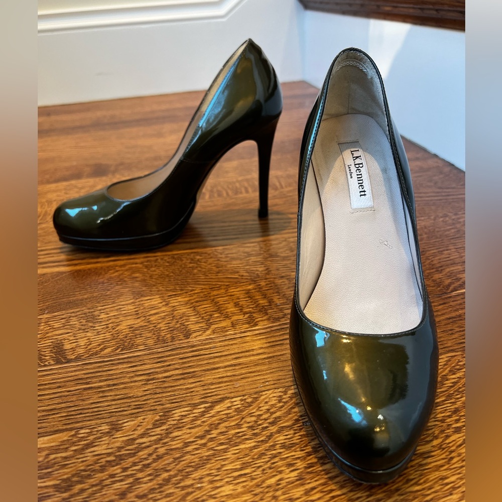 LK BENNETT Sledge Patent Leather Platform‎ Pumps Heels Court Green Luxury 38